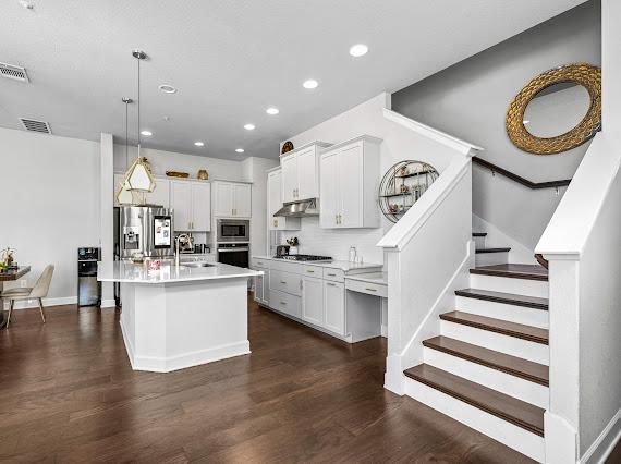 4322 Stromquist Street Austin, TX 78723 - Photo 6 of 31