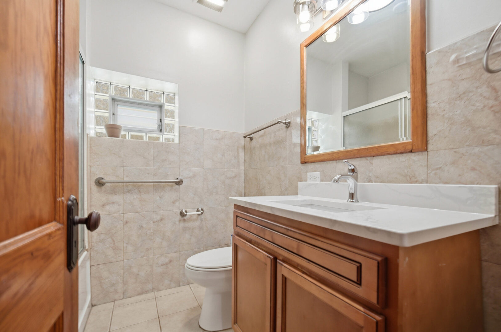1906 Ridgeland Avenue, Unit 1 Berwyn, IL 60402 - Photo 15 of 19