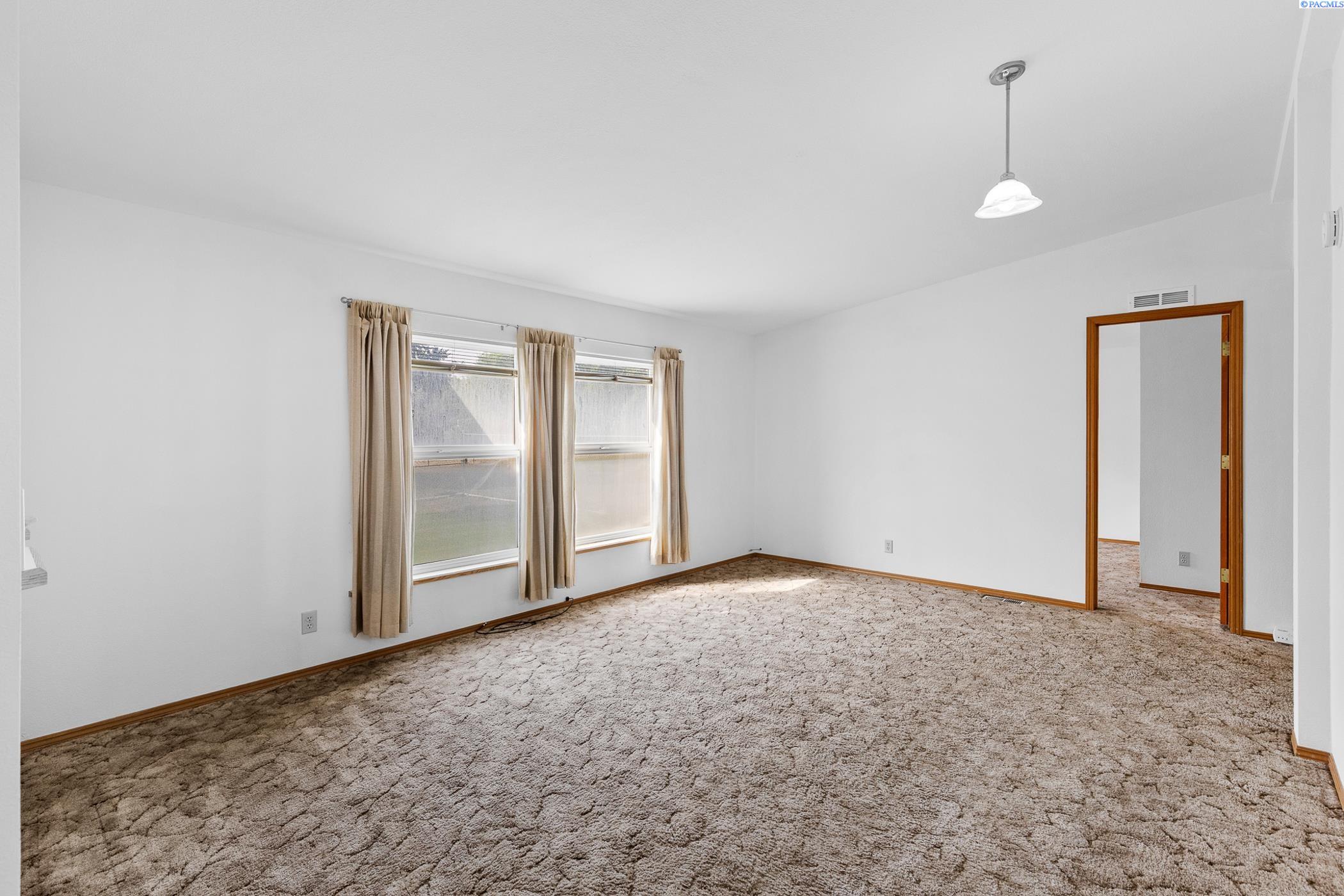 2012 South Steele Road Prosser, WA 99350 - Photo 18 of 47 Gallery Image 18
