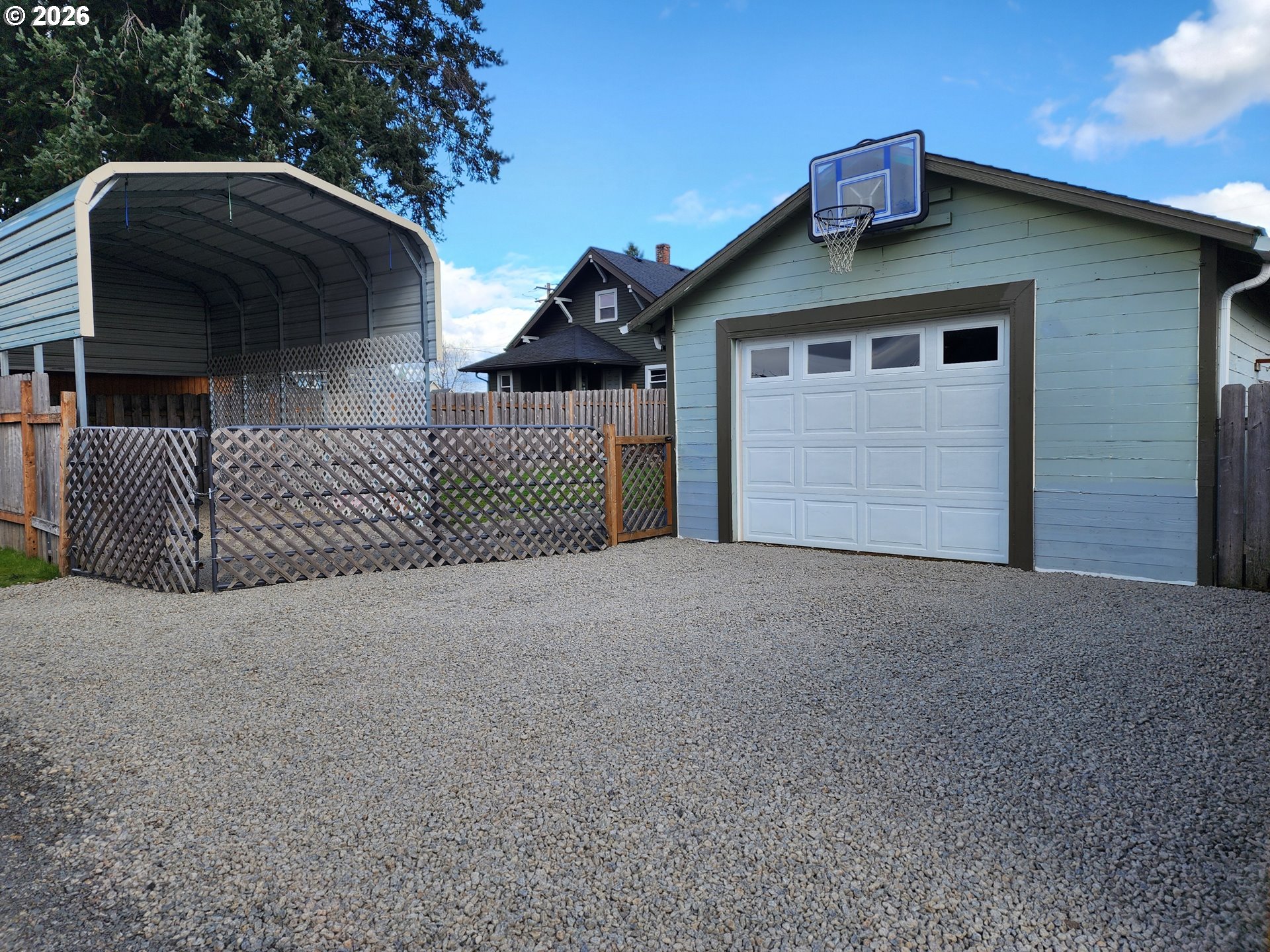 208 South Swiegle Avenue Molalla, OR 97038 - Photo 24 of 31 Garage