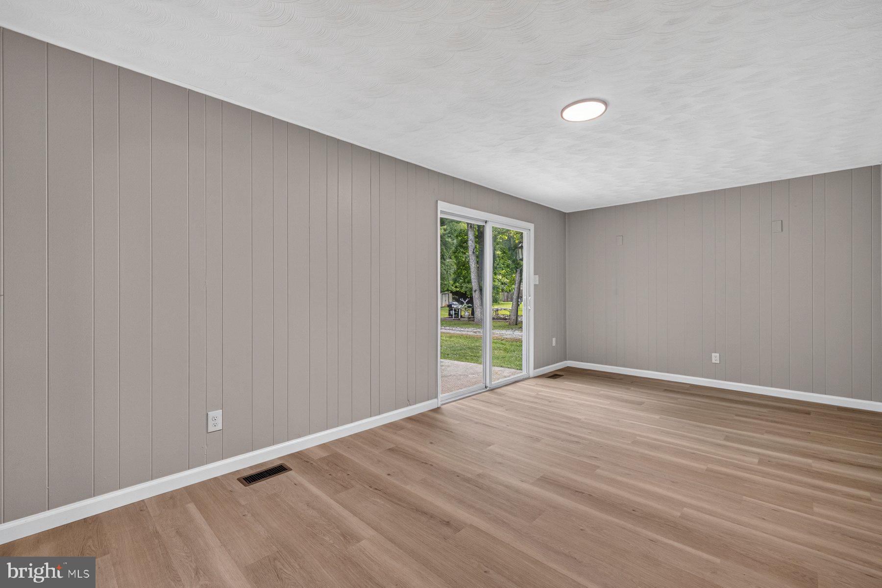 1328 Yorktown Road Annapolis, MD 21409 - Photo 11 of 48 Gallery Image 11