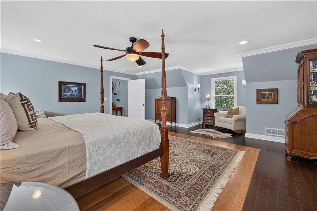 12816 Sagamore Road Leawood, KS 66209 - Photo 40 of 55