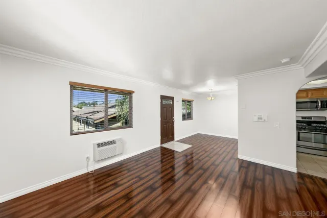 $2,895 | 2744 B Street, Unit 206, San Diego, CA 92102