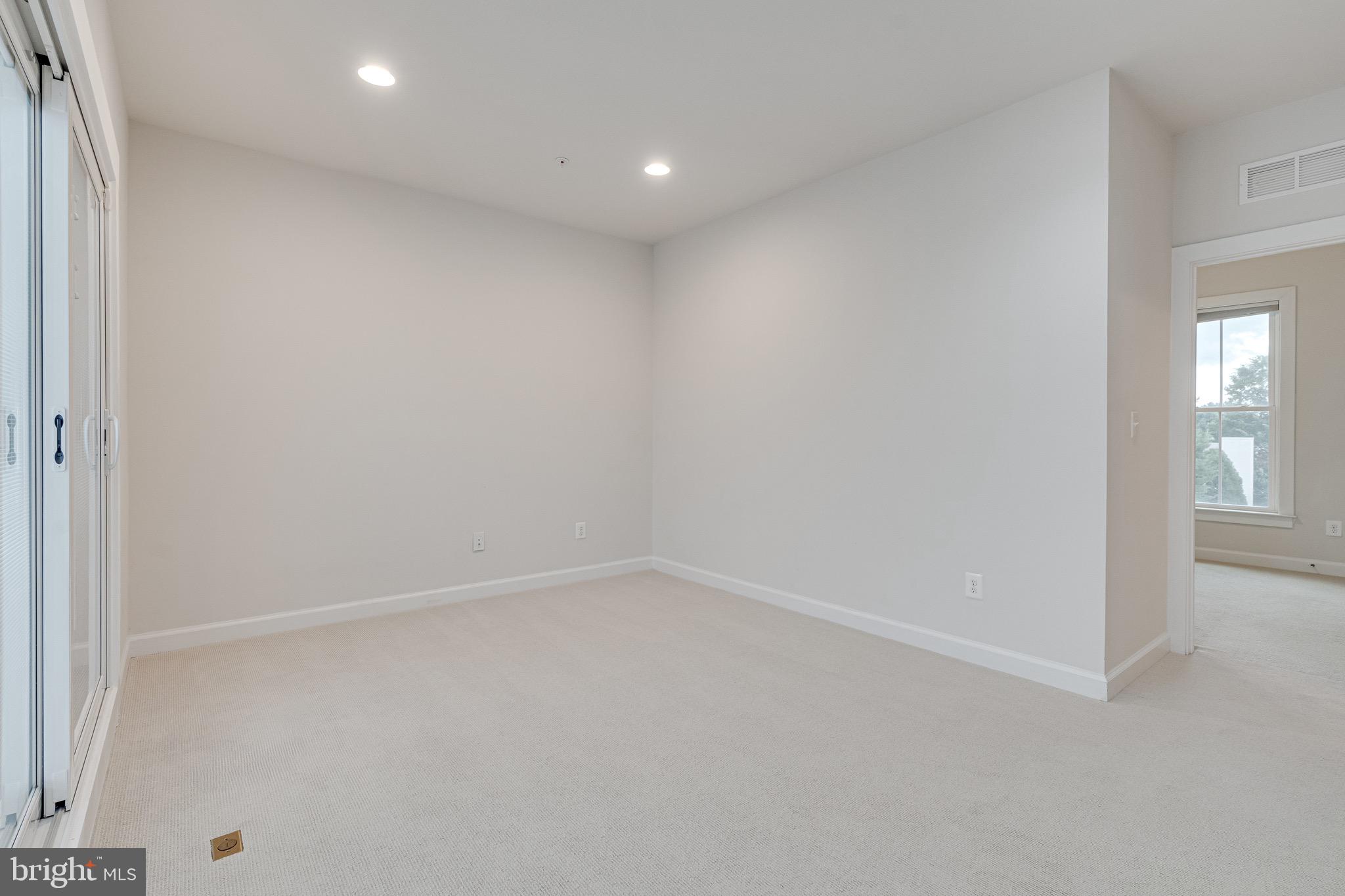 11357 Ridgeline Road Fairfax, VA 22030 - Photo 40 of 57 a view of an empty room