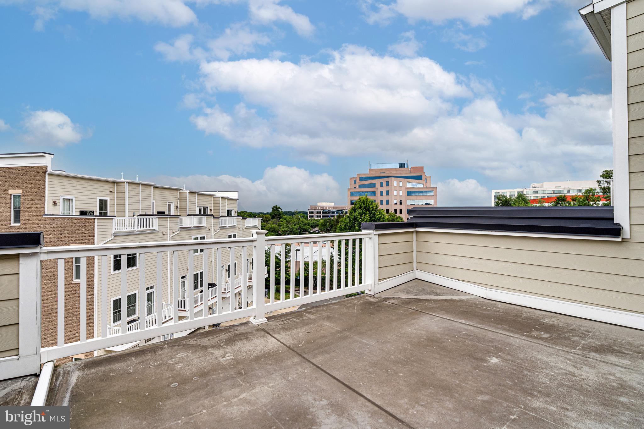 11357 Ridgeline Road Fairfax, VA 22030 - Photo 53 of 57