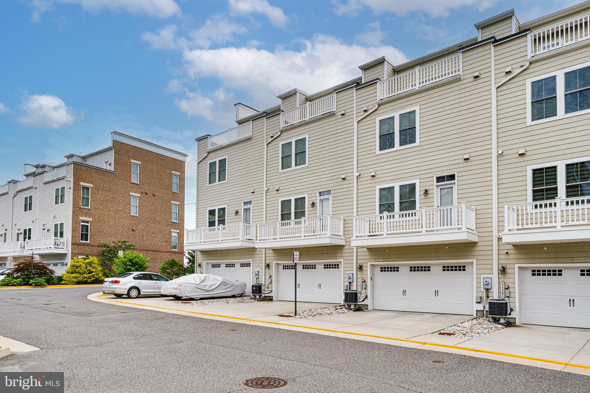11357 Ridgeline Road Fairfax, VA 22030 - Photo 57 of 57 a front view of a building with street