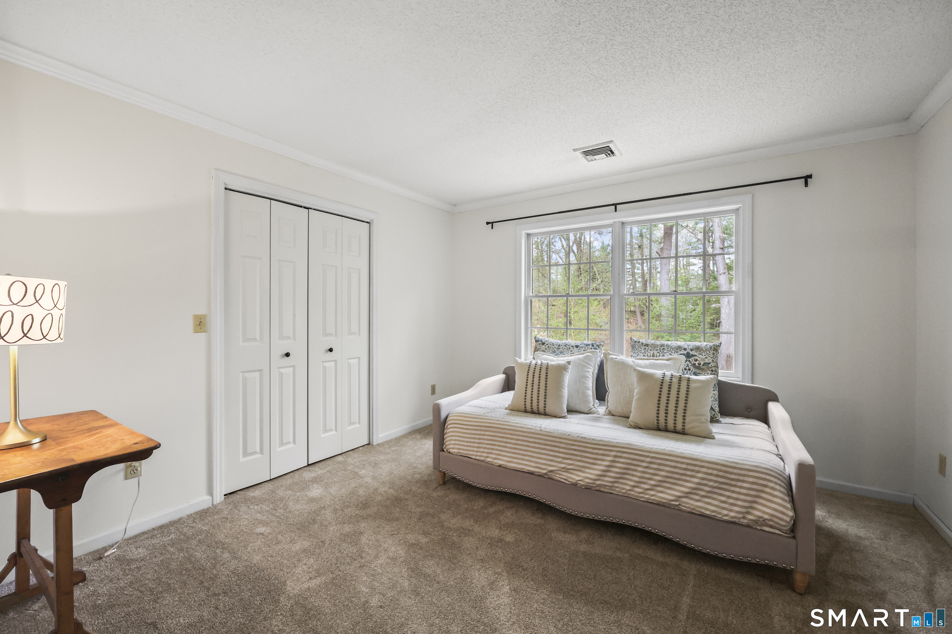 152 Hollyberry Road Bristol, CT 06010 - Photo 18 of 33