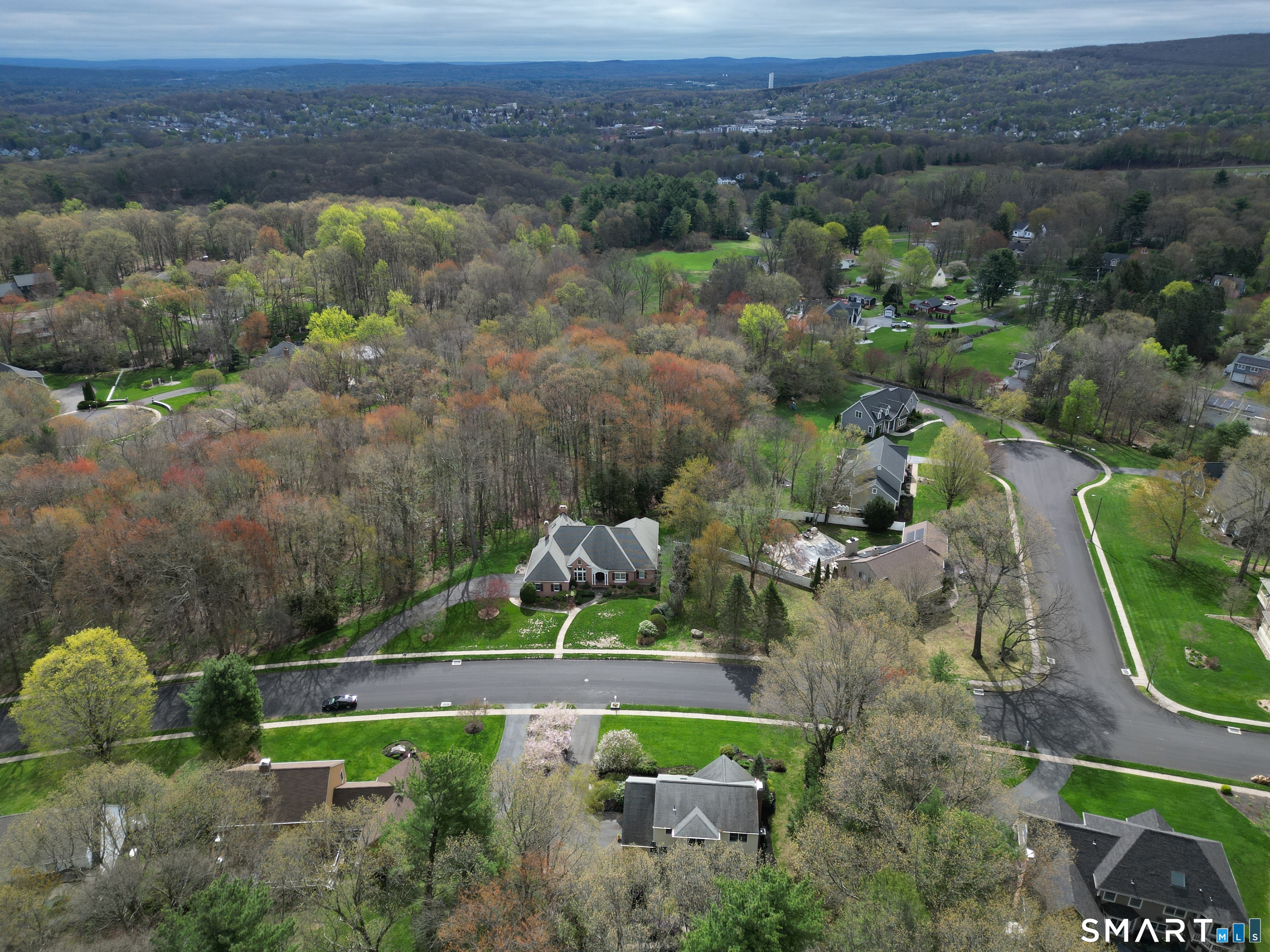 152 Hollyberry Road Bristol, CT 06010 - Photo 22 of 33