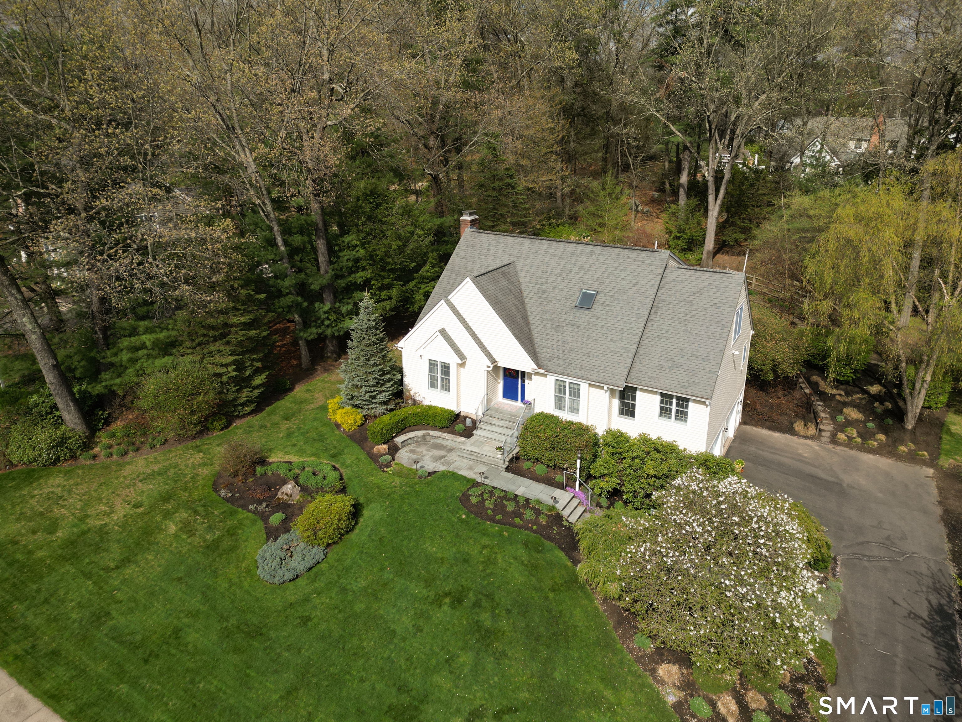 152 Hollyberry Road Bristol, CT 06010 - Photo 24 of 33