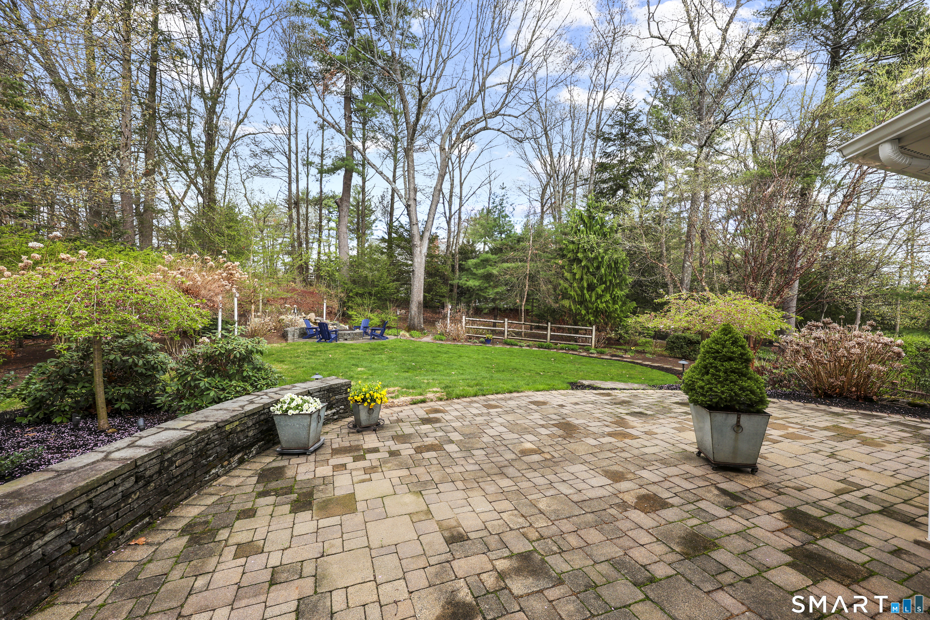 152 Hollyberry Road Bristol, CT 06010 - Photo 26 of 33