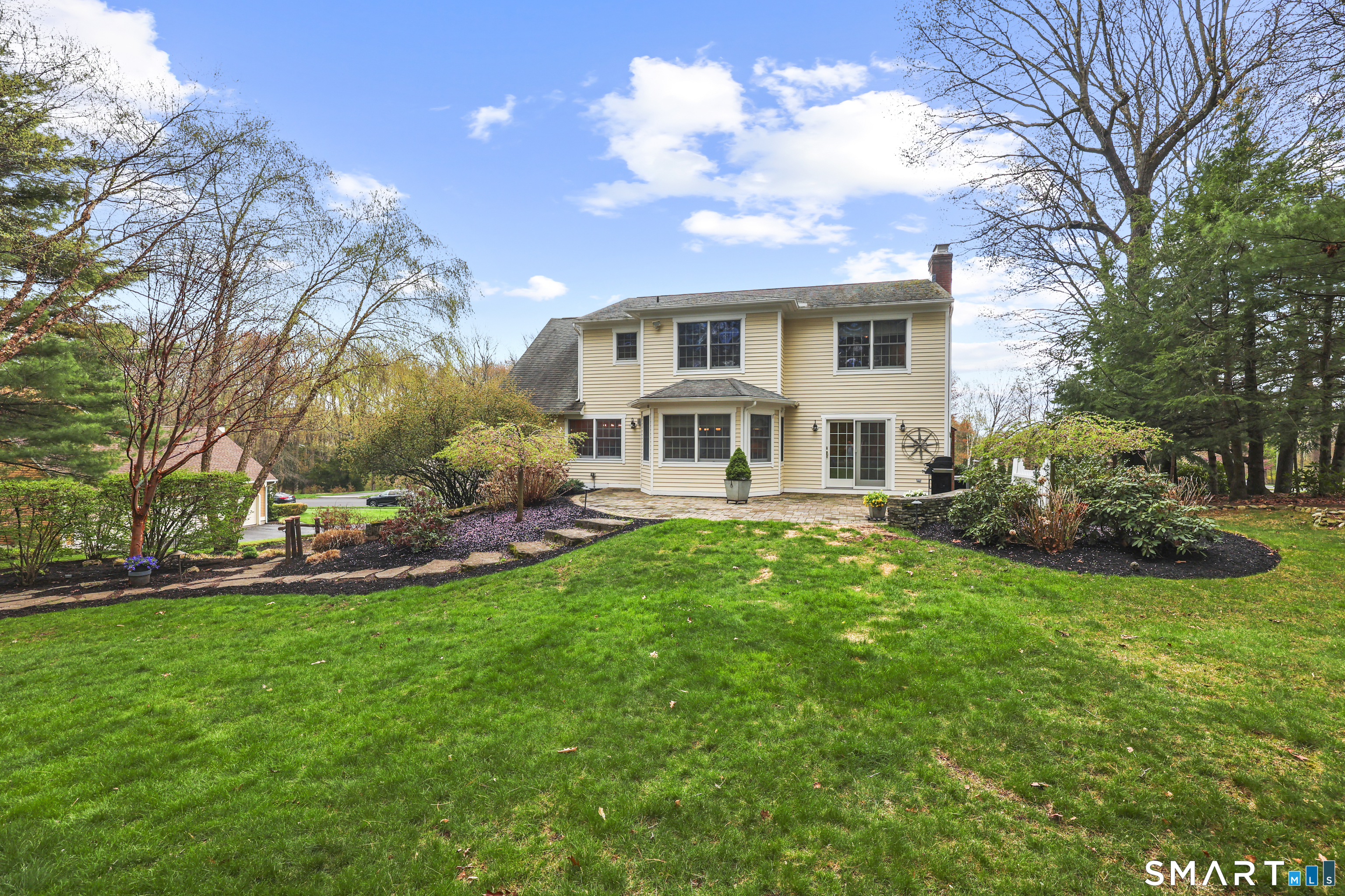 152 Hollyberry Road Bristol, CT 06010 - Photo 28 of 33