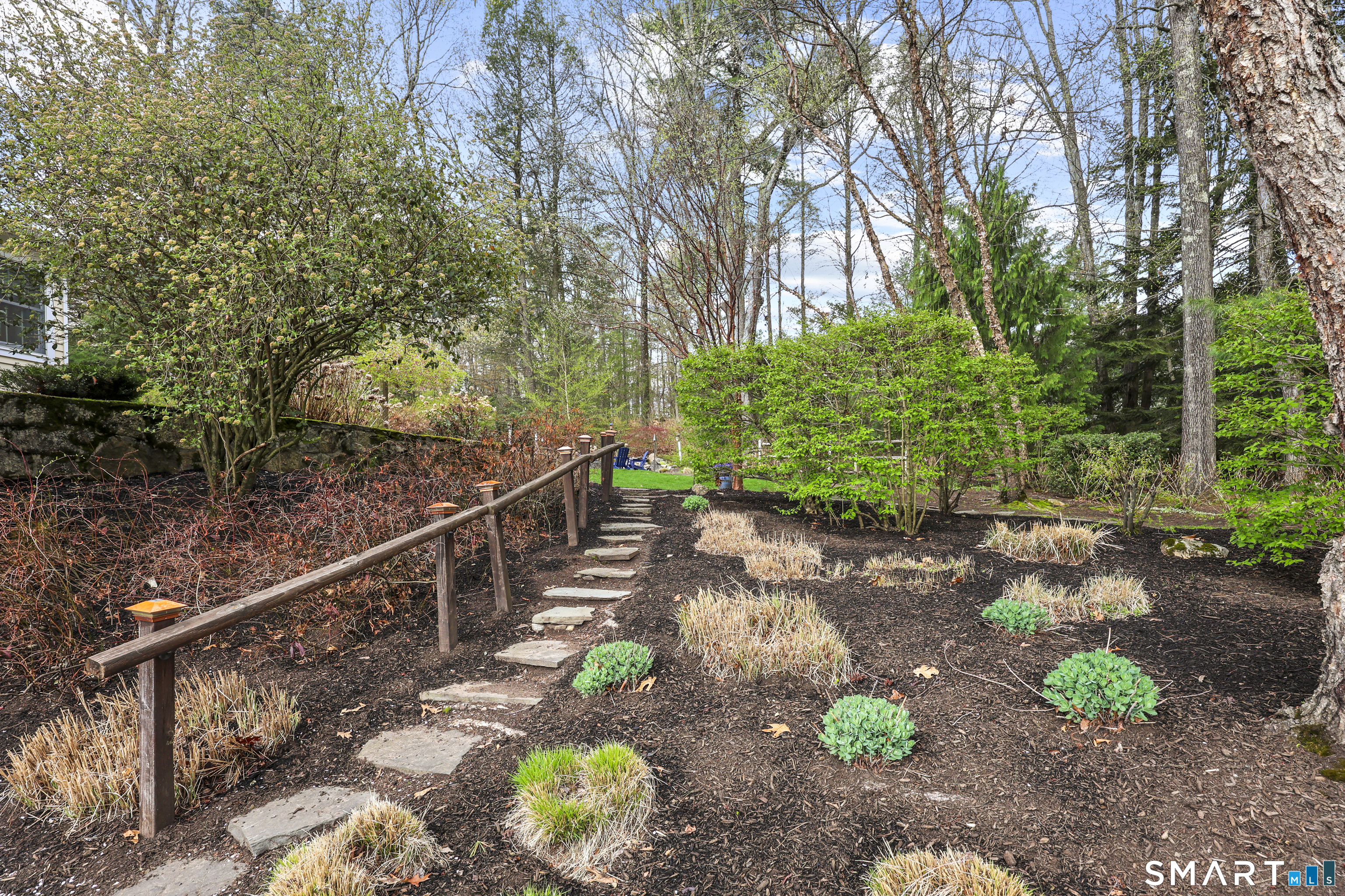 152 Hollyberry Road Bristol, CT 06010 - Photo 30 of 33