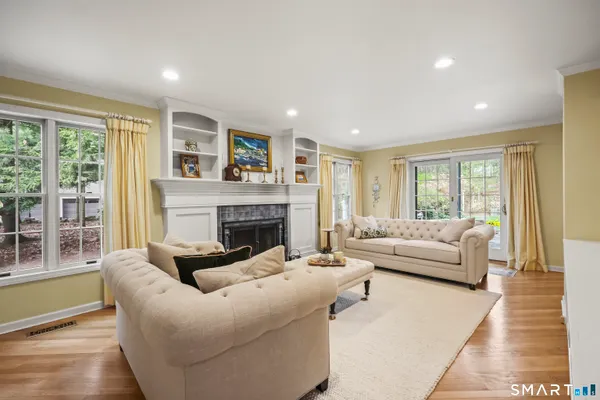 $589,900 | 152 Hollyberry Road, Bristol, CT 06010