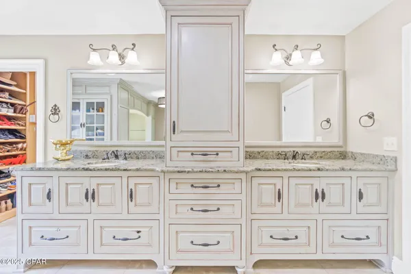 $1,200,000 | 630 Hutchison Road, Chipley, FL 32428