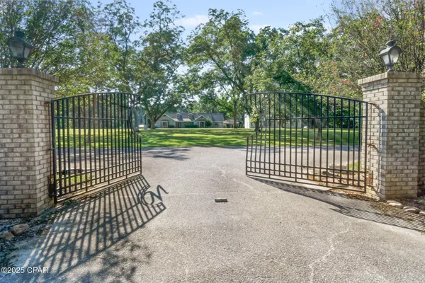 $1,200,000 | 630 Hutchison Road, Chipley, FL 32428