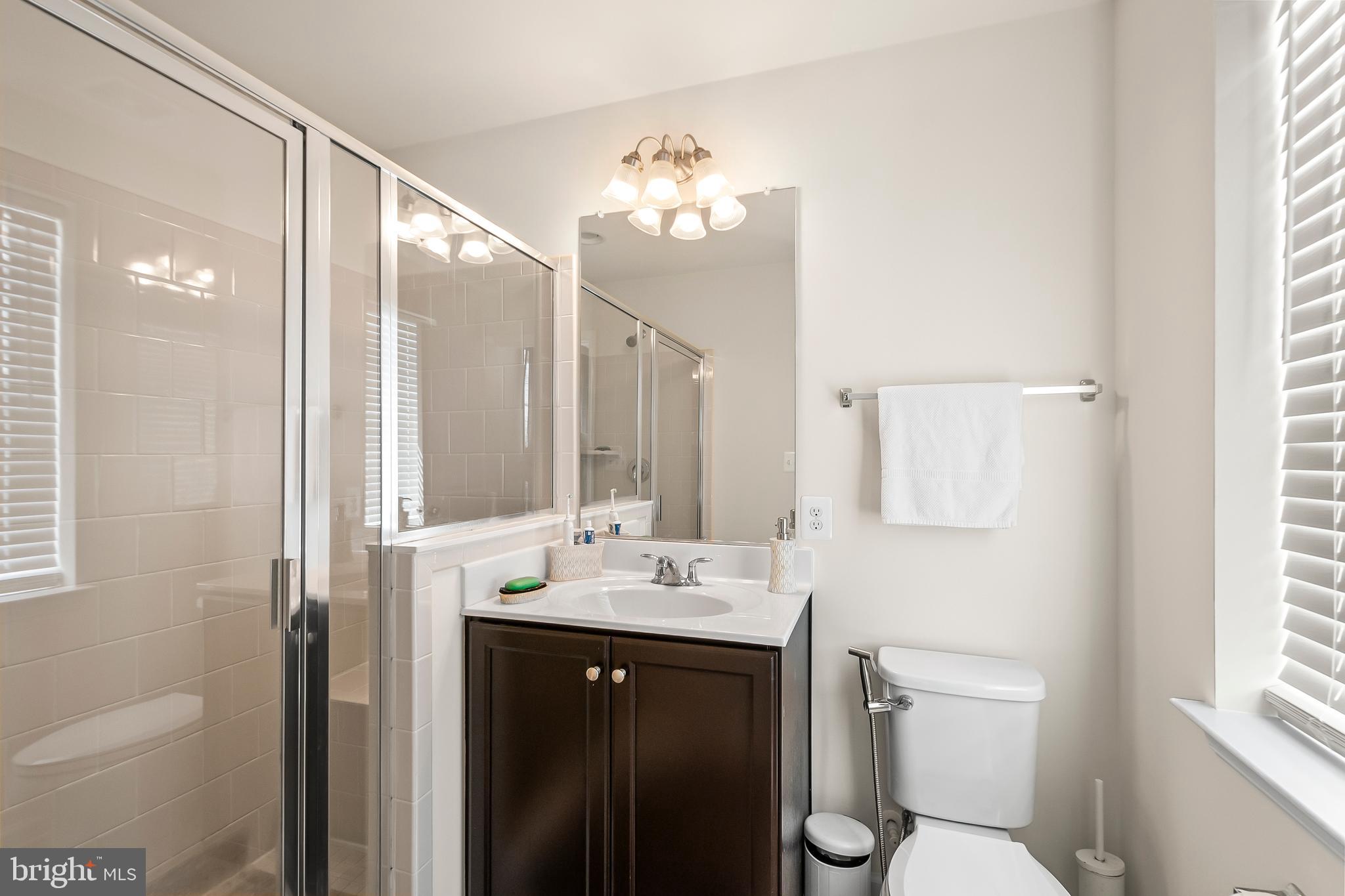 8514 Raptor Ridge Lane Frederick, MD 21704 - Photo 23 of 53 Bedroom's Bath