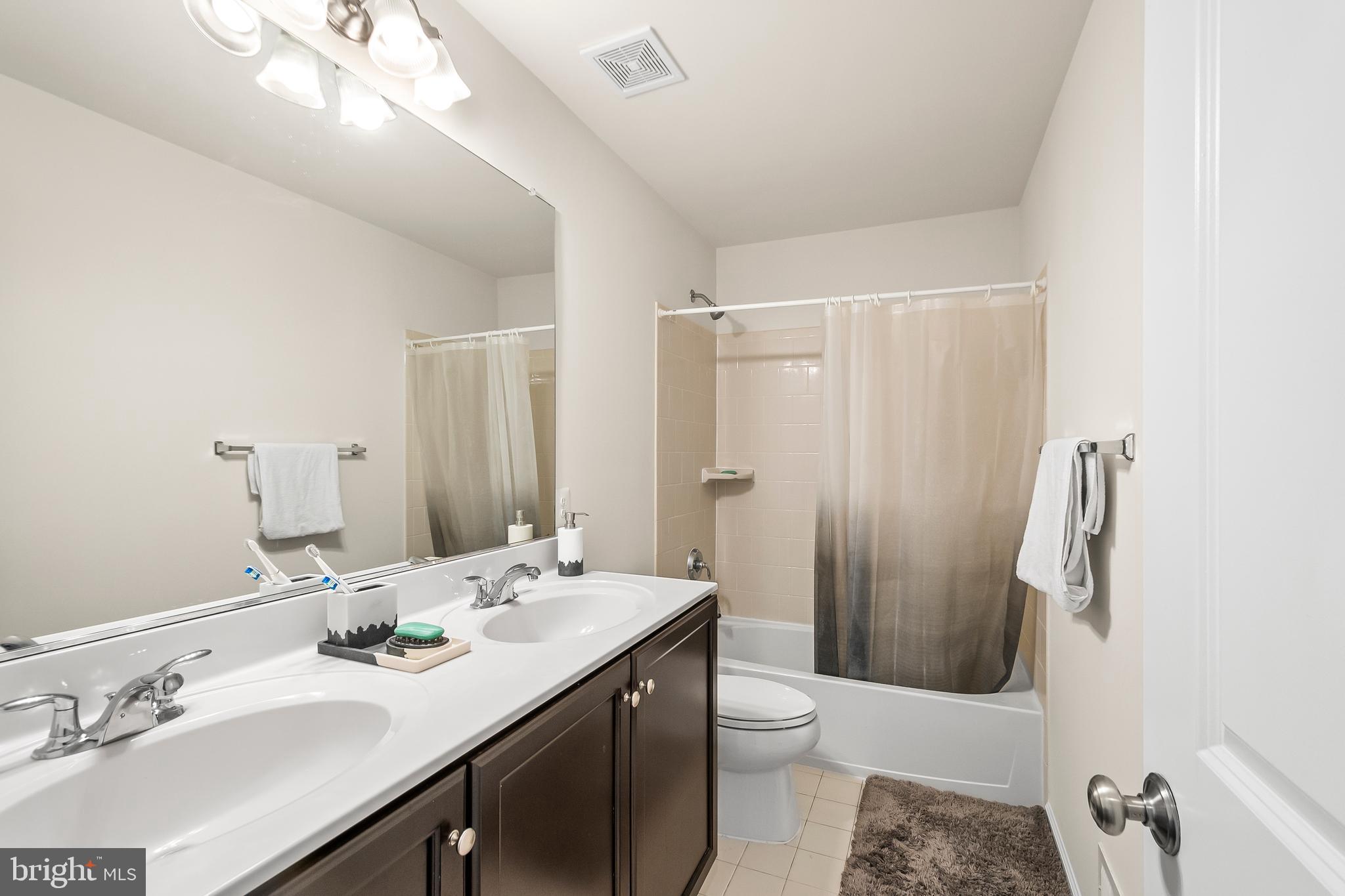 8514 Raptor Ridge Lane Frederick, MD 21704 - Photo 28 of 53 Hall Bath