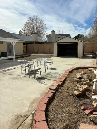 $2,700 | 4361 Silverado Court, Rosamond, CA 93560