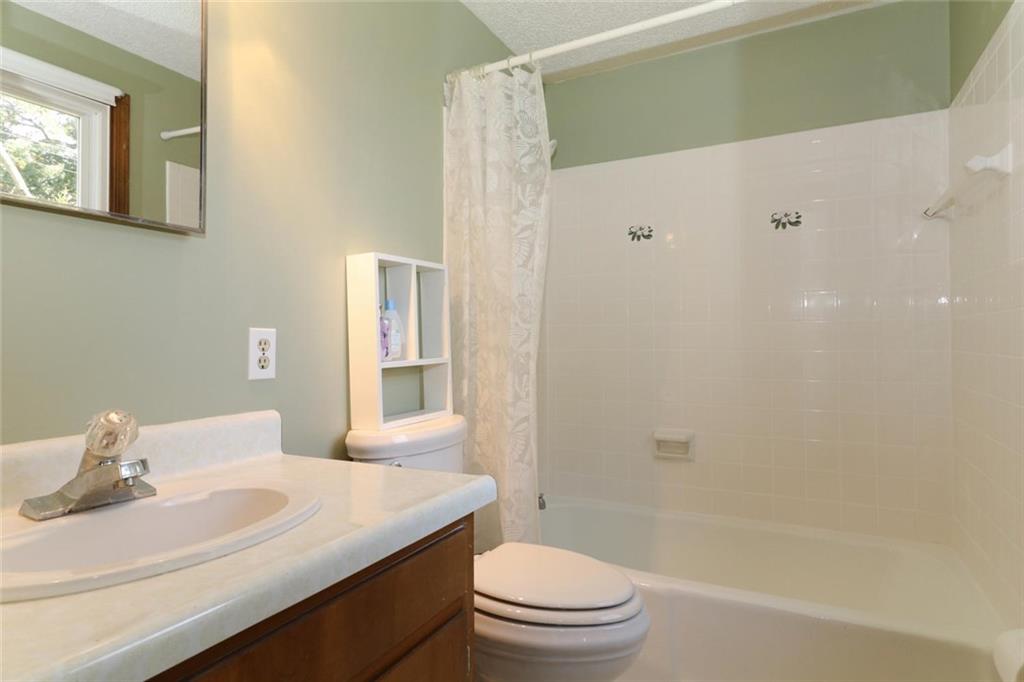 7728 Rucker Road Indianapolis, IN 46250 - Photo 13 of 24 Gallery Image 13
