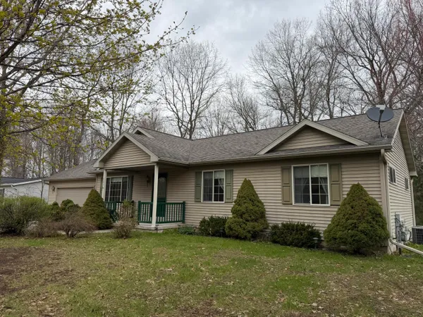 $249,900 | 1314 Rosa Avenue, Crivitz, WI 54114
