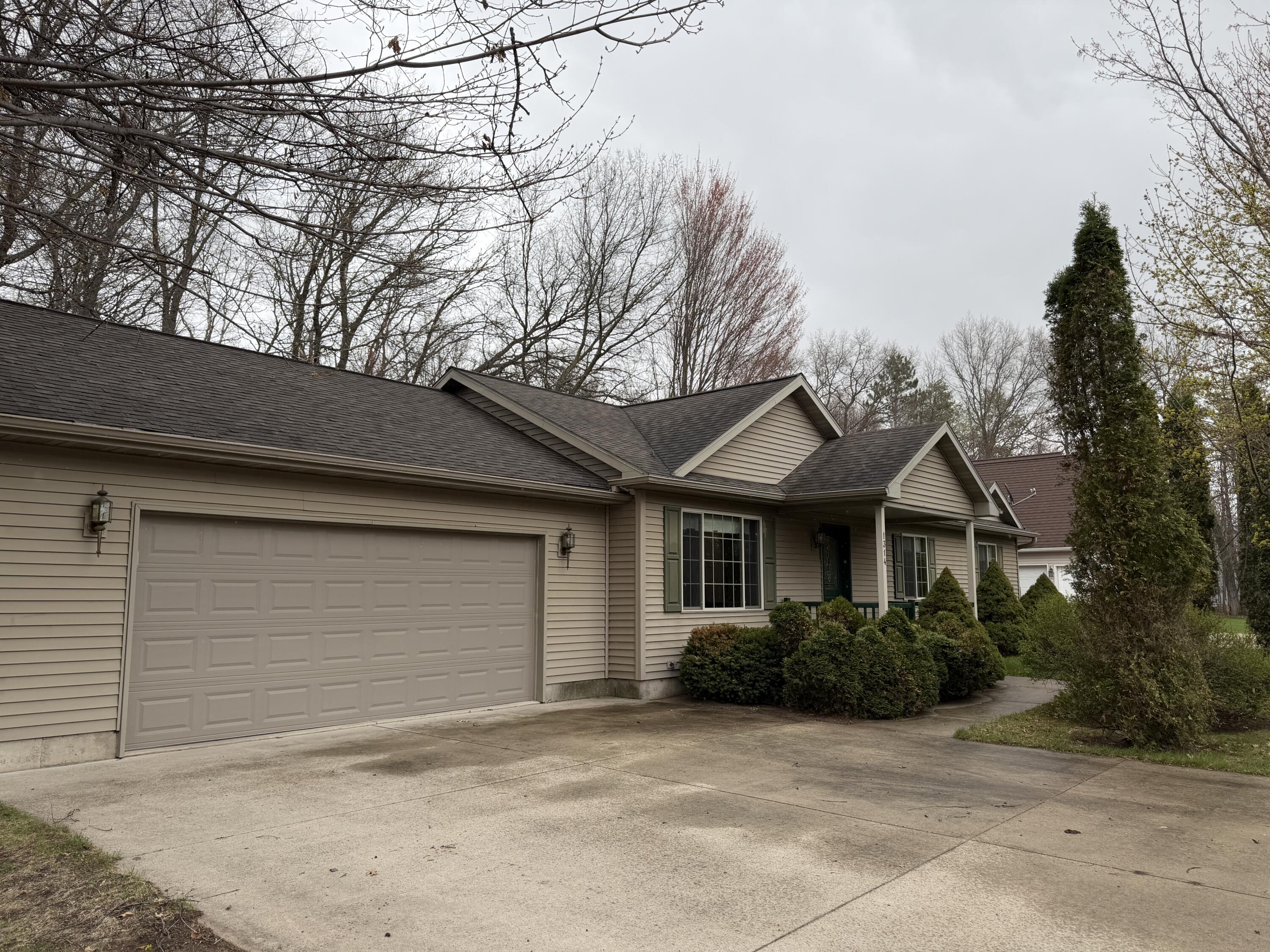1314 Rosa Avenue Crivitz, WI 54114 - Photo 20 of 20 IMG_2121