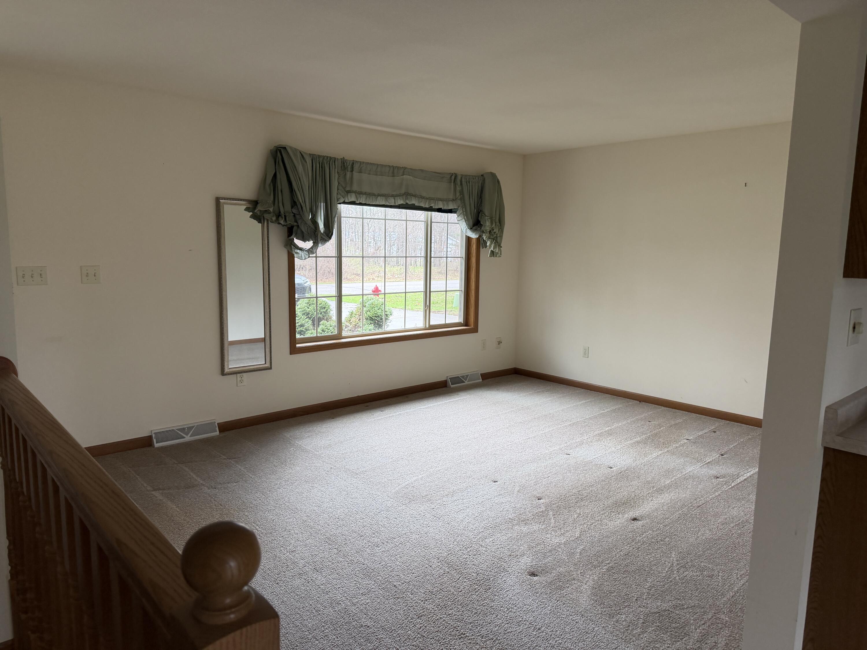 1314 Rosa Avenue Crivitz, WI 54114 - Photo 6 of 20 IMG_2126