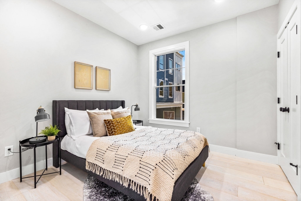 1252 Broadway, Unit 5 Somerville, MA 02144 - Photo 15 of 22