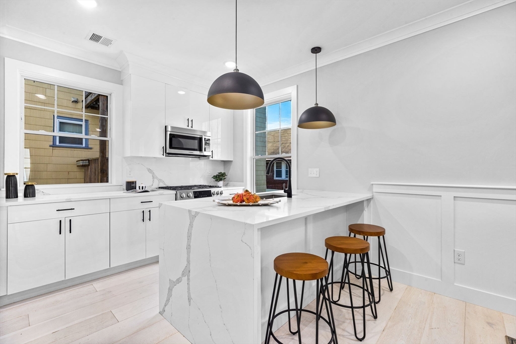 1252 Broadway, Unit 5 Somerville, MA 02144 - Photo 3 of 22