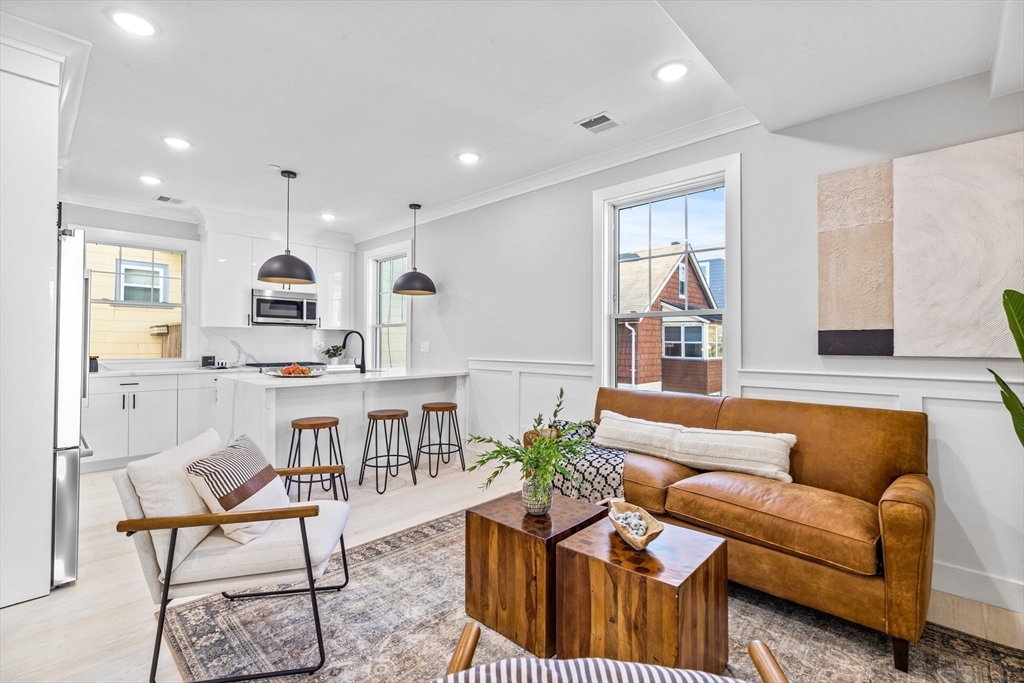 1252 Broadway, Unit 5 Somerville, MA 02144 - Photo 9 of 22