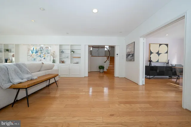 $1,875,000 | 241 Cheswold Lane, Haverford, PA 19041