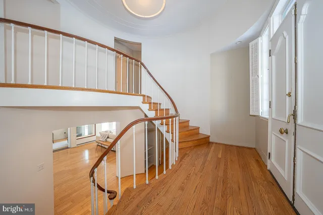 $1,875,000 | 241 Cheswold Lane, Haverford, PA 19041