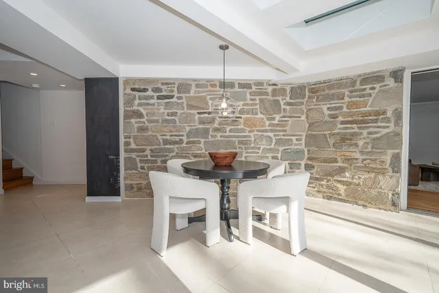 $1,875,000 | 241 Cheswold Lane, Haverford, PA 19041