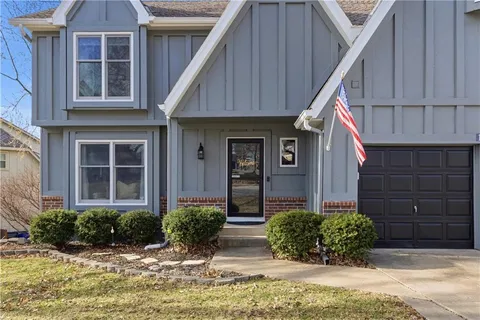 $475,000 | 16248 West Briarwood Court, Olathe, KS 66062