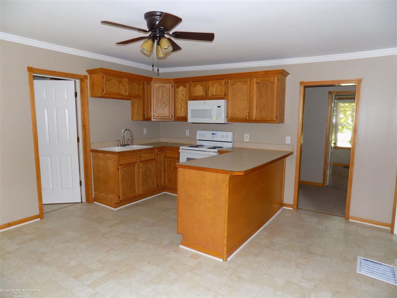 4950 Kidder Road Almont, MI 48003 - Photo 11 of 31 31328109-10.JPG