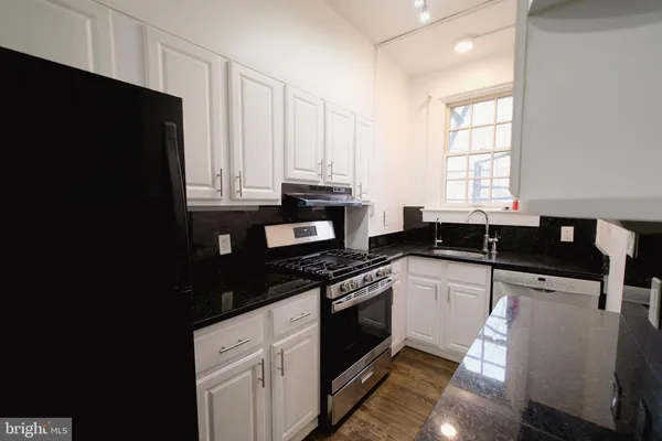 $2,195 | 1705 Lanier Place Northwest, Unit 205, Washington, DC 20009