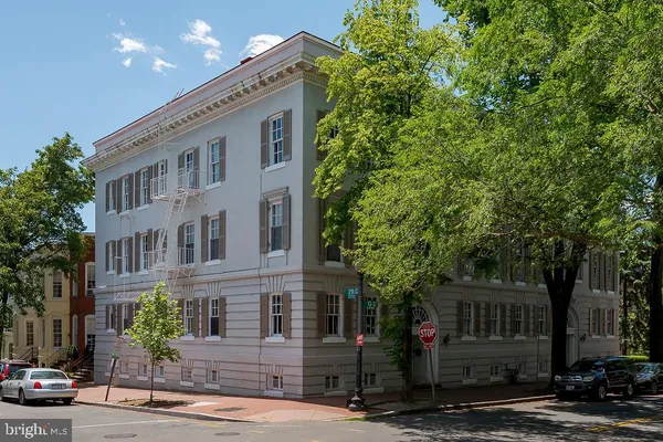 $1,925 | 2908 Q Street Northwest, Unit 106, Washington, DC 20007