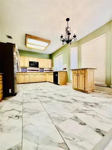 $2,995 | 1321 Pawnee Trail, Carrollton, TX 75007