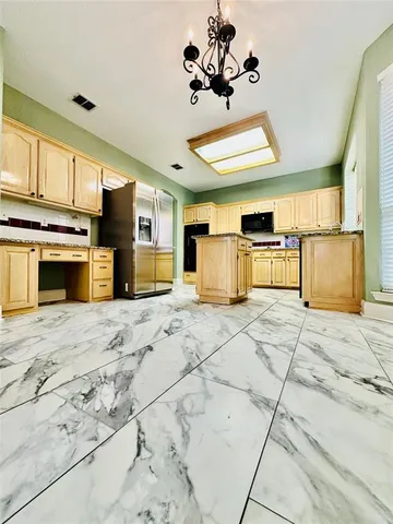 $2,995 | 1321 Pawnee Trail, Carrollton, TX 75007