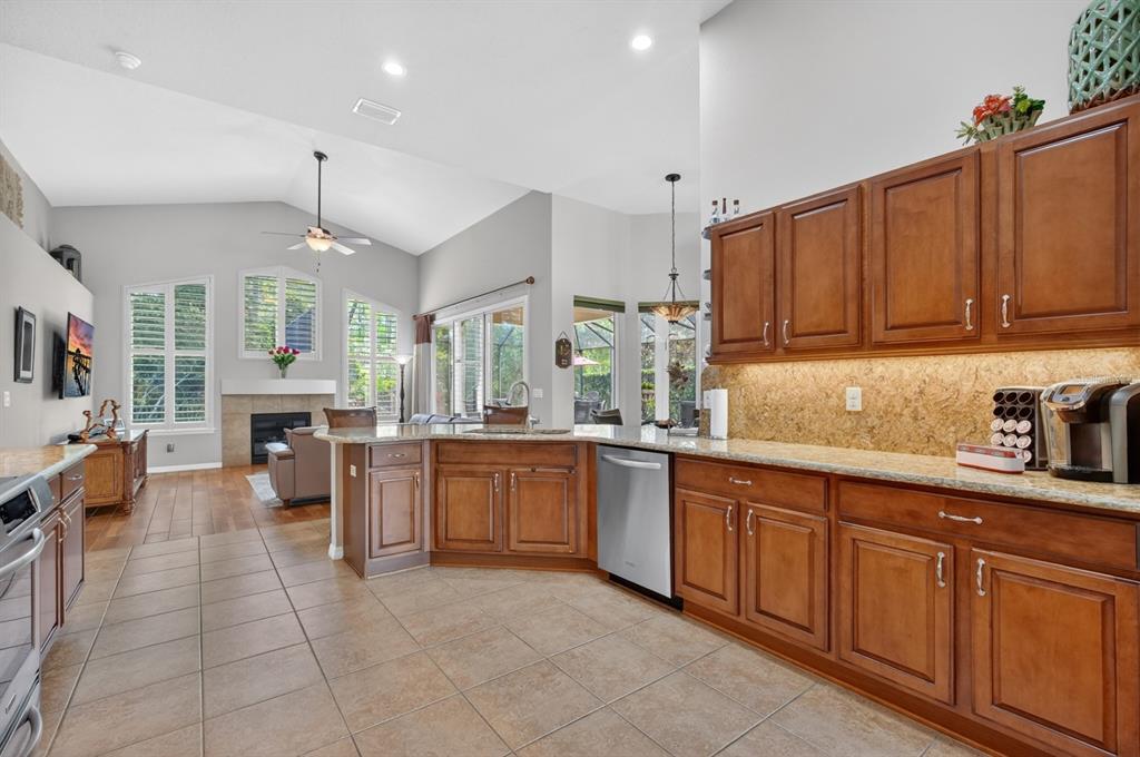 1269 Harwick Lane Ormond Beach, FL 32174 - Photo 10 of 39
