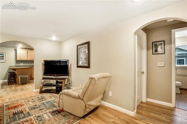 728 Prairie Road Colorado Springs, CO 80909 - Photo 4 of 25 Gallery Image 4