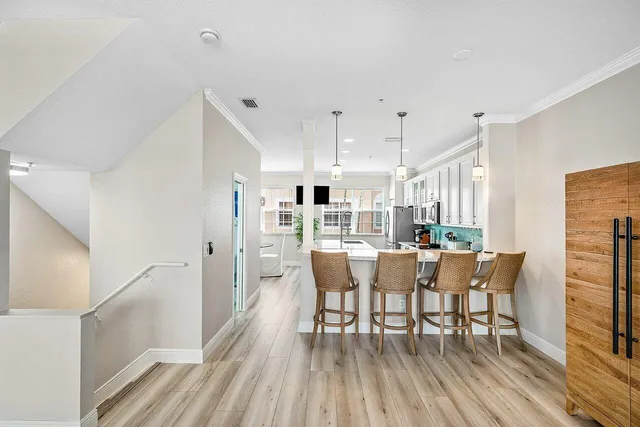 $825,000 | 124 Harbors Way, Boynton Beach, FL 33435