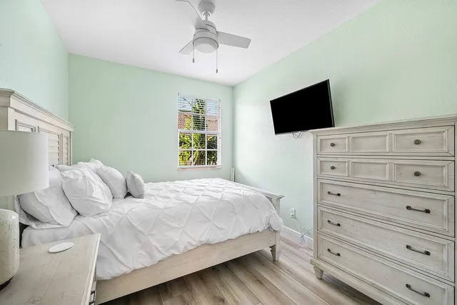 $825,000 | 124 Harbors Way, Boynton Beach, FL 33435