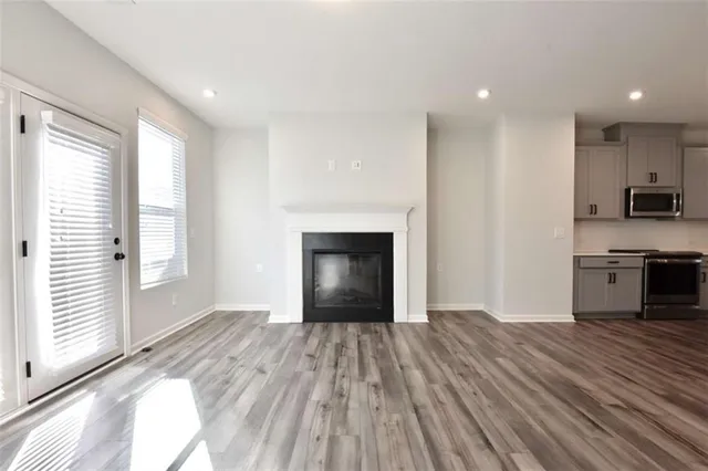 $2,300 | 809 Cameron Trail, Acworth, GA 30102