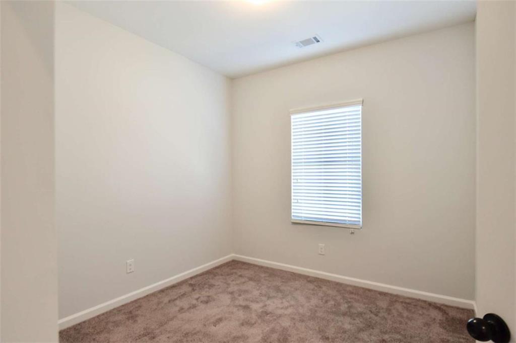 809 Cameron Trail Acworth, GA 30102 - Photo 28 of 38 an empty room with a window