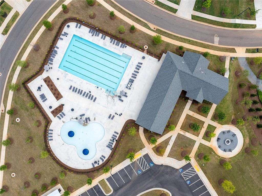 809 Cameron Trail Acworth, GA 30102 - Photo 35 of 38 an aerial view of a backyard with table and chairs