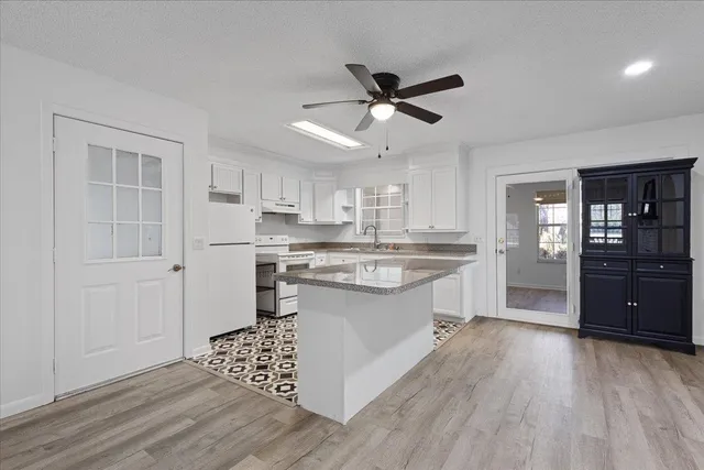 $215,000 | 219 Magnolia Road, Perry, FL 32348