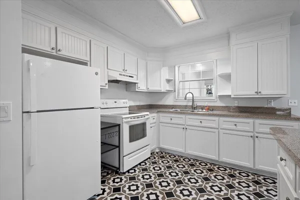 $205,000 | 219 Magnolia Road, Perry, FL 32348
