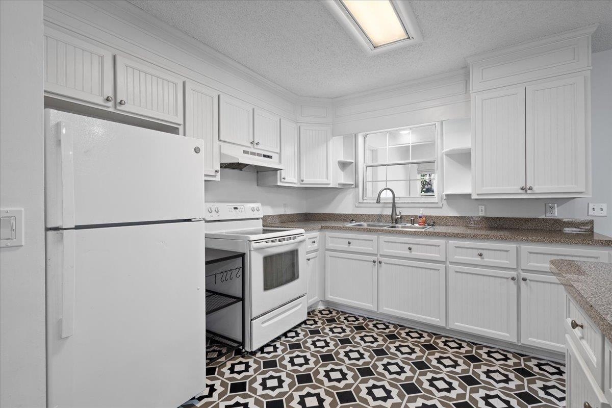 219 Magnolia Road Perry, FL 32348 - Photo 17 of 39