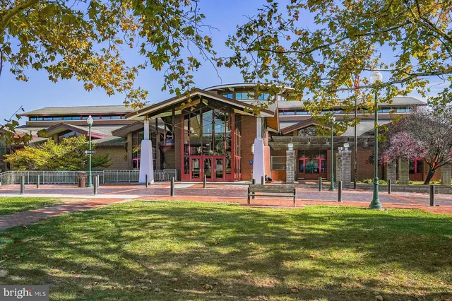 a car parked in front of a building