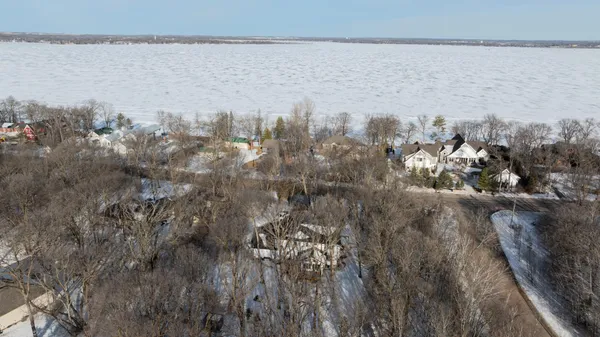 $659,900 | 1111 South Shore Drive, Detroit Lakes, MN 56501